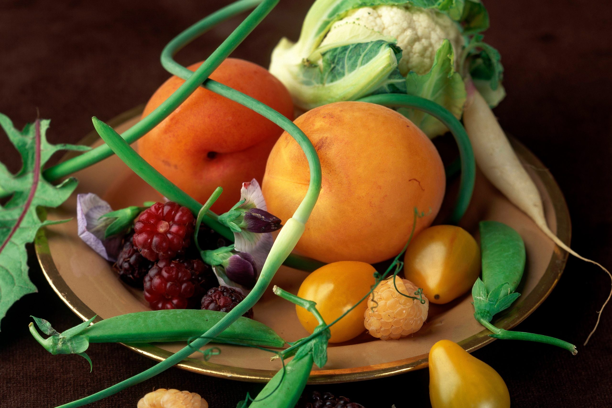 60 Of The Best Podcasts To Listen To Now