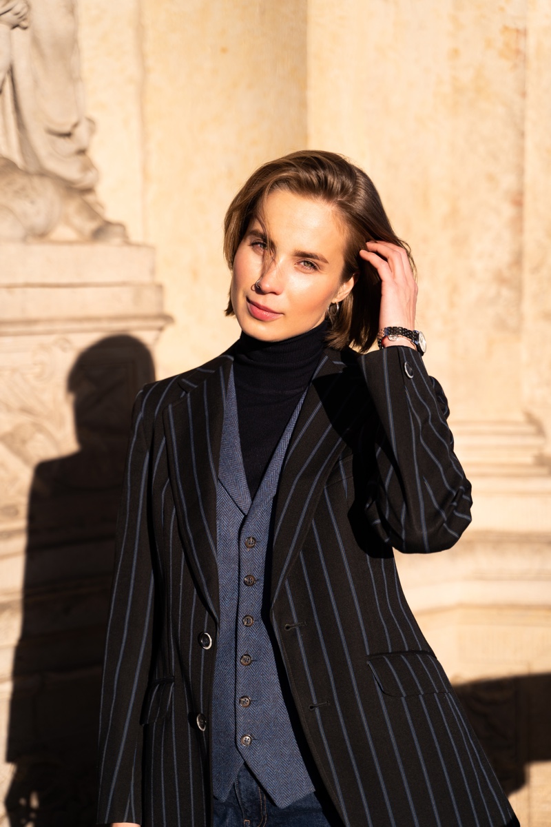 The Best Outfits That Pair Well With Vests for Women